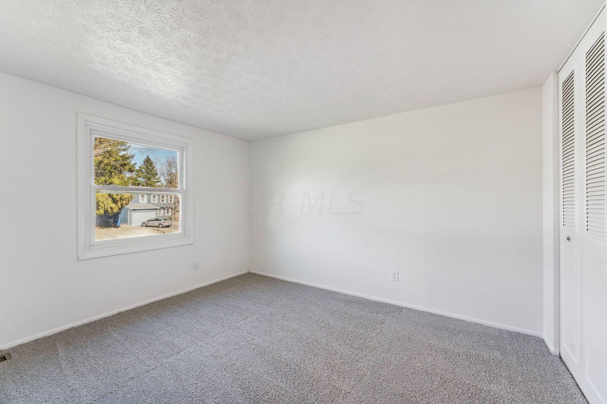 1633 Parkgate Road Columbus, OH 43229 - Photo 9 of 22 RELAX in all new bedroom 2