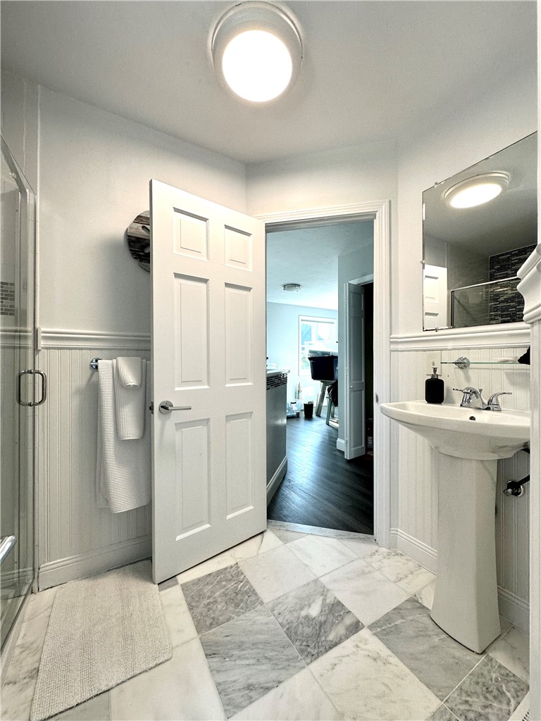 90 Wolcott Avenue, Unit 1 Middletown, RI 02842 - Photo 12 of 22