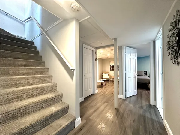 $3,600 | 90 Wolcott Avenue, Unit 1, Middletown, RI 02842
