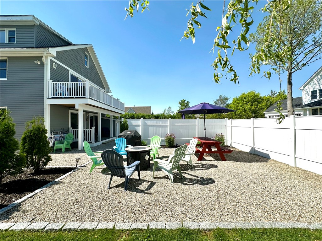 90 Wolcott Avenue, Unit 1 Middletown, RI 02842 - Photo 21 of 22