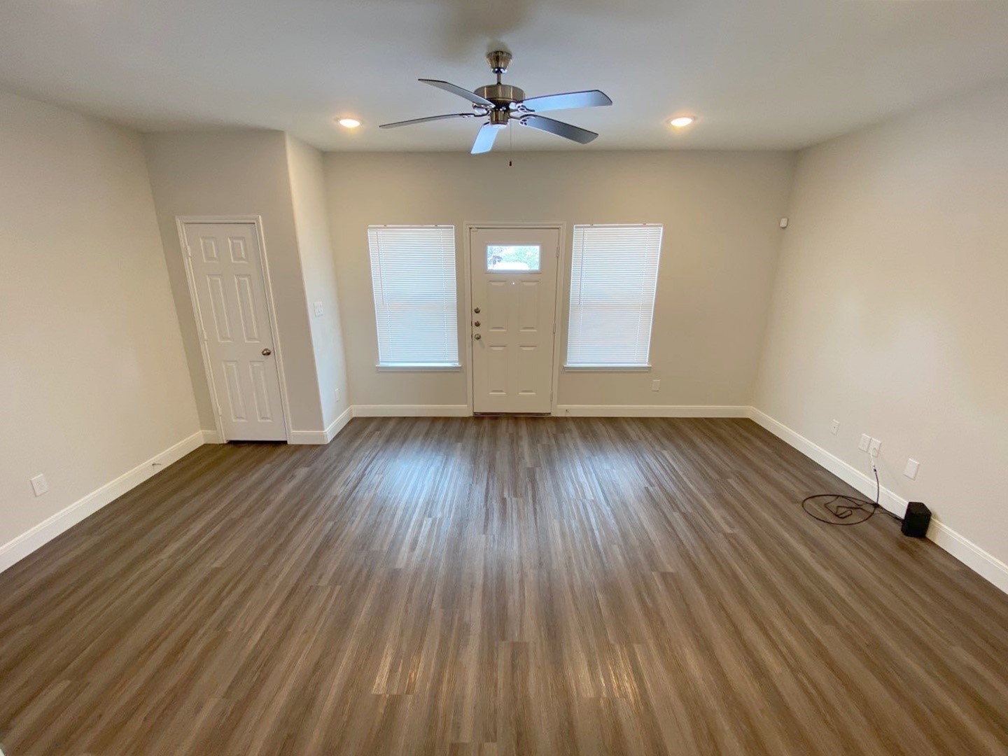 8214 Parker Road, Unit A Houston, TX 77078 - Photo 3 of 12