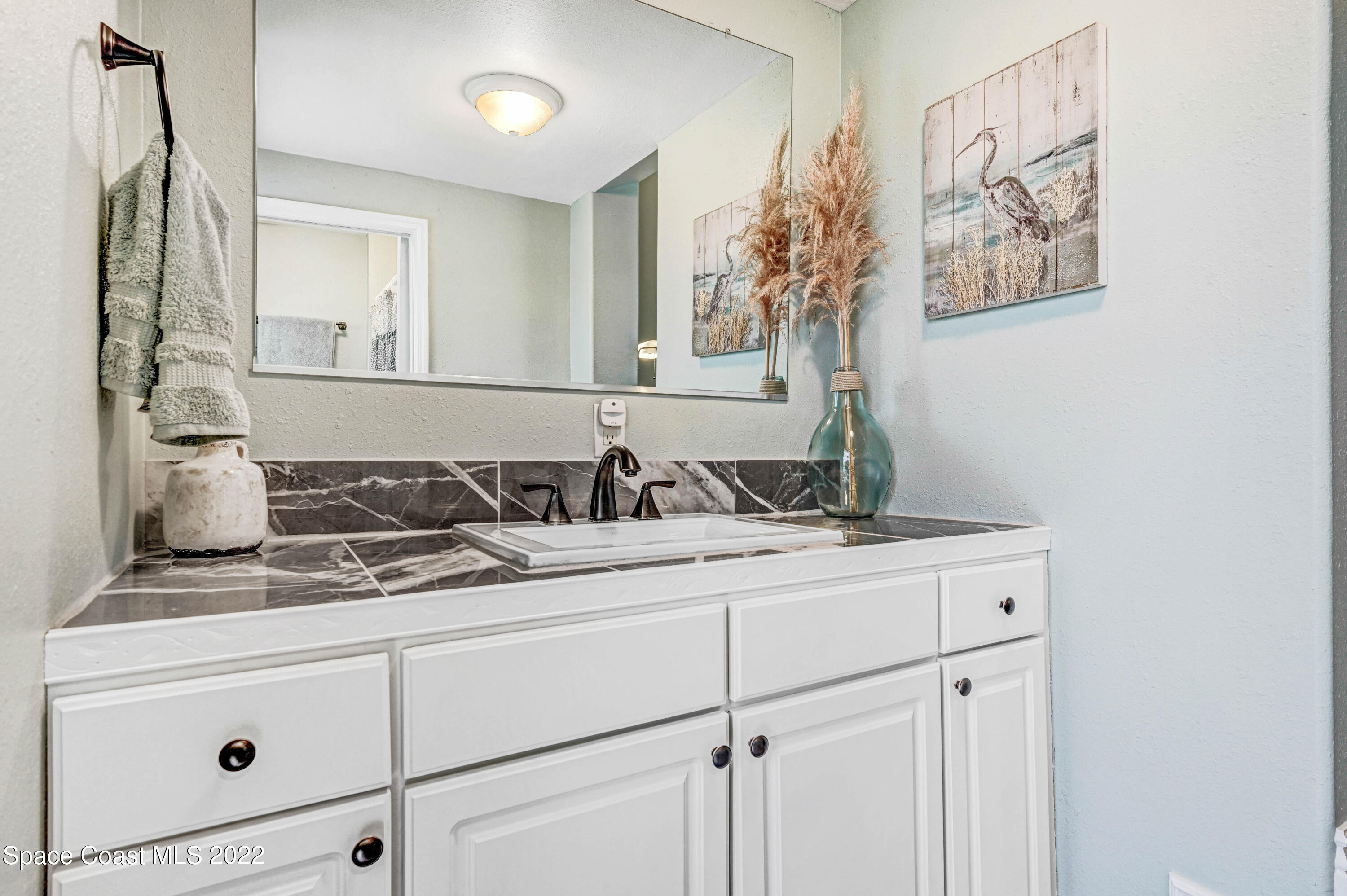1304 Lichty Street Palm Bay, FL 32905 - Photo 25 of 57 Pool bath (guest)