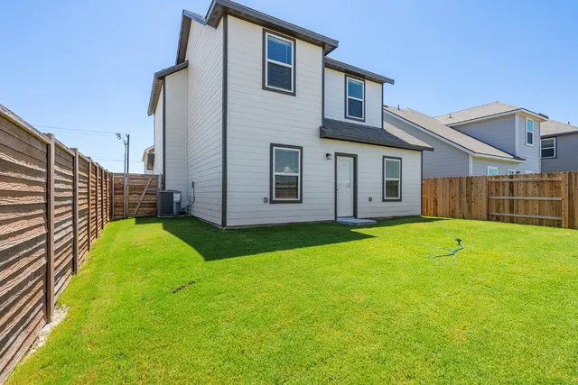 $245,900 | 120 Desert Hare Drive, Jarrell, TX 76537