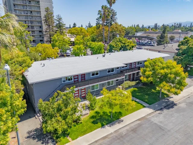 view of a house with a yard