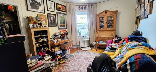 $2,595 | 1925 West Belle Plaine Avenue, Unit 3F, Chicago, IL 60613