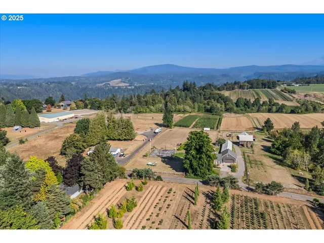 $799,900 | 4211 Southeast 322 Avenue, Troutdale, OR 97060