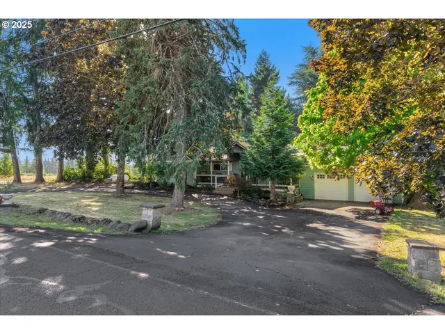 $799,900 | 4211 Southeast 322 Avenue, Troutdale, OR 97060