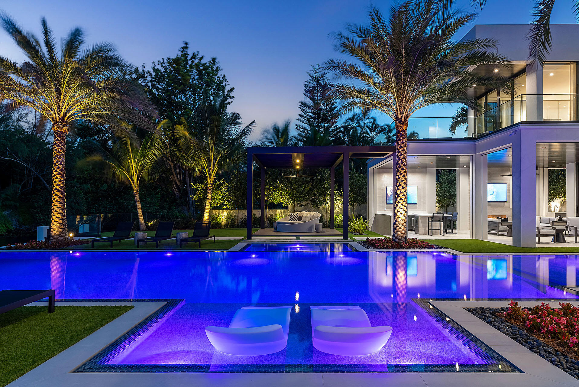 372 East Alexander Palm Road Boca Raton, FL 33432 - Photo 72 of 94 372_Alexander_Palm_Road_Dusk_08