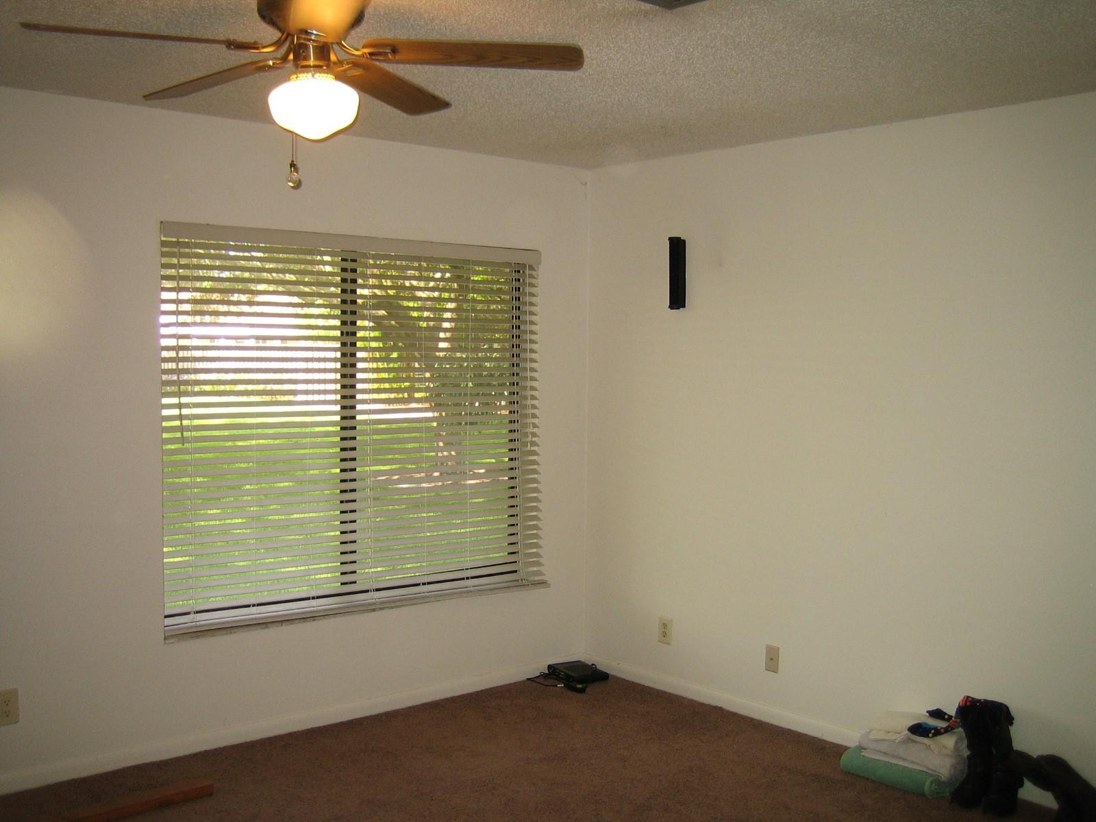 50 Forest Circle Hollywood, FL 33026 - Photo 4 of 8 Photo 4