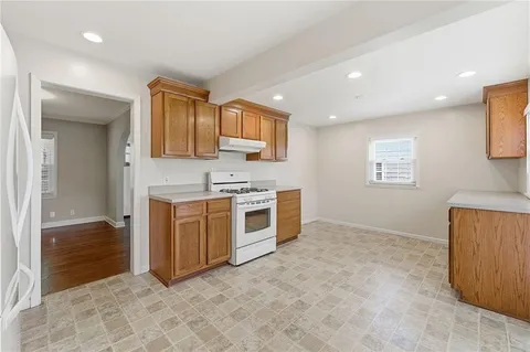 $395,000 | 5735 Walmer Street, Mission, KS 66202