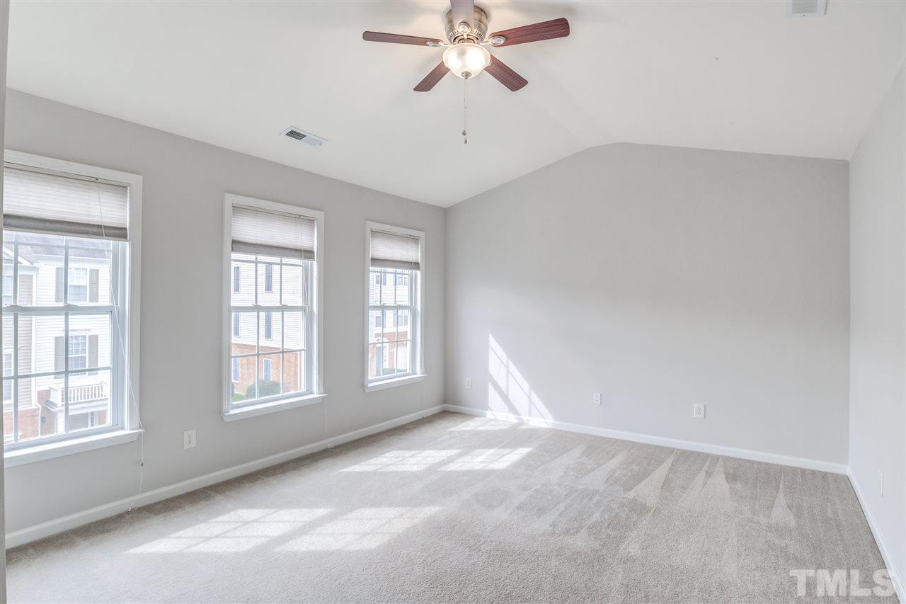 5540 Red Robin Road Raleigh, NC 27613 - Photo 21 of 30 second master suite