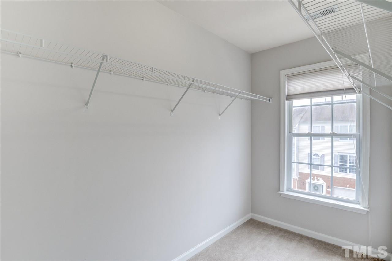 5540 Red Robin Road Raleigh, NC 27613 - Photo 23 of 30 second master WIC