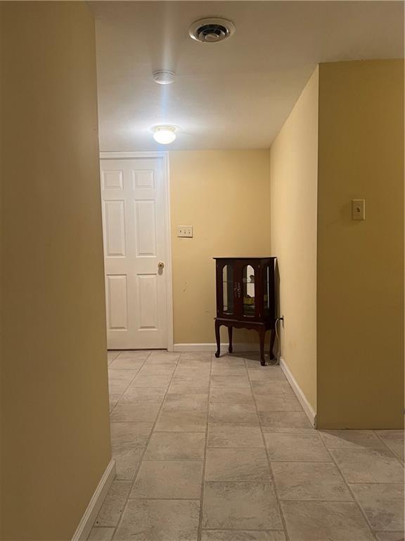1212 Ridge Avenue Coraopolis, PA 15108 - Photo 12 of 22 Gallery Image 12