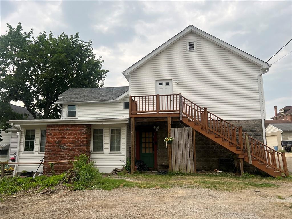 1212 Ridge Avenue Coraopolis, PA 15108 - Photo 2 of 22 Gallery Image 2