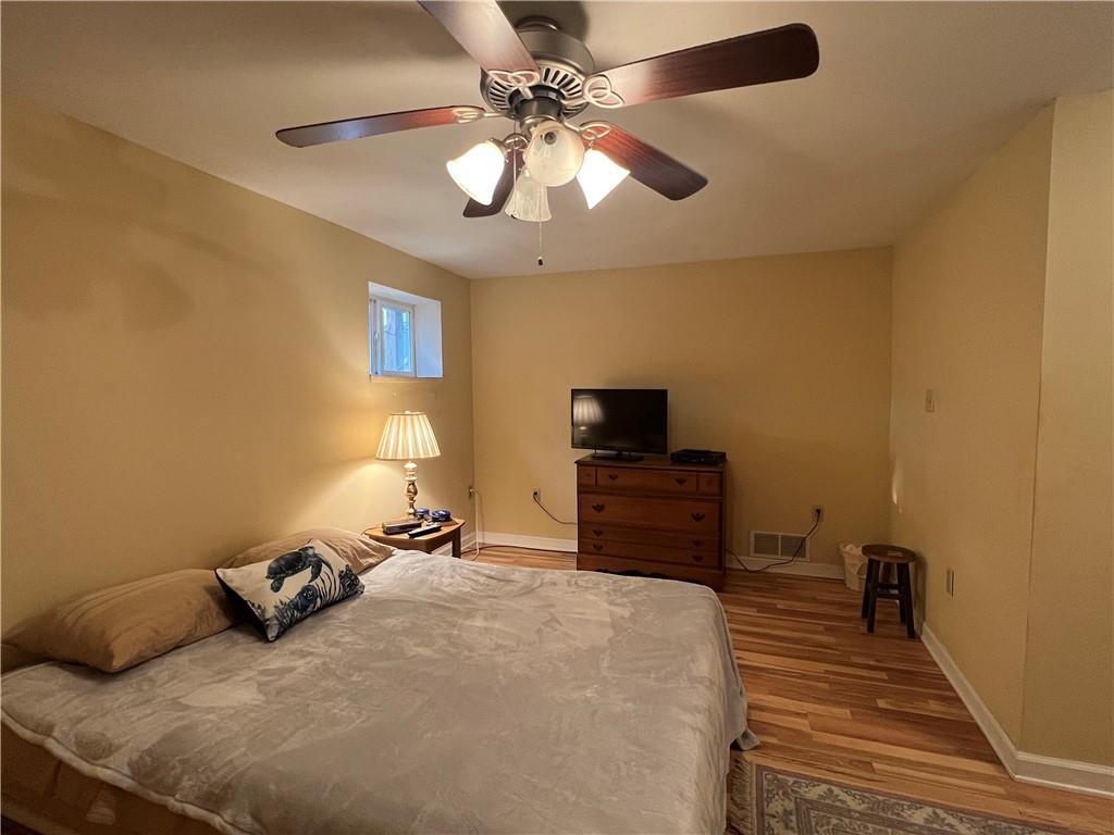 1212 Ridge Avenue Coraopolis, PA 15108 - Photo 10 of 22 Gallery Image 10