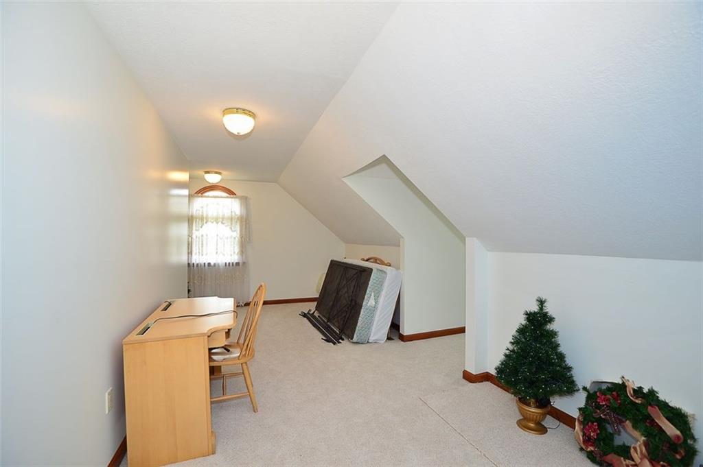 5177 Curry Road Pittsburgh, PA 15236 - Photo 16 of 25 Gallery Image 16