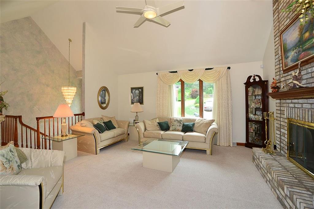 5177 Curry Road Pittsburgh, PA 15236 - Photo 4 of 25 Gallery Image 4