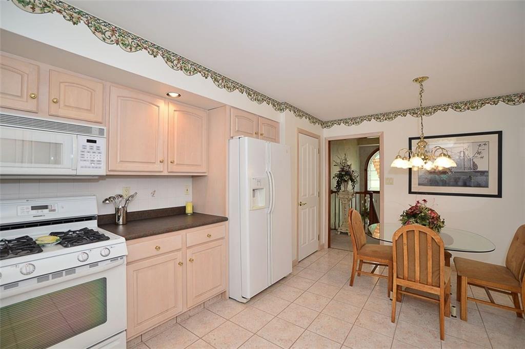 5177 Curry Road Pittsburgh, PA 15236 - Photo 9 of 25 Gallery Image 9