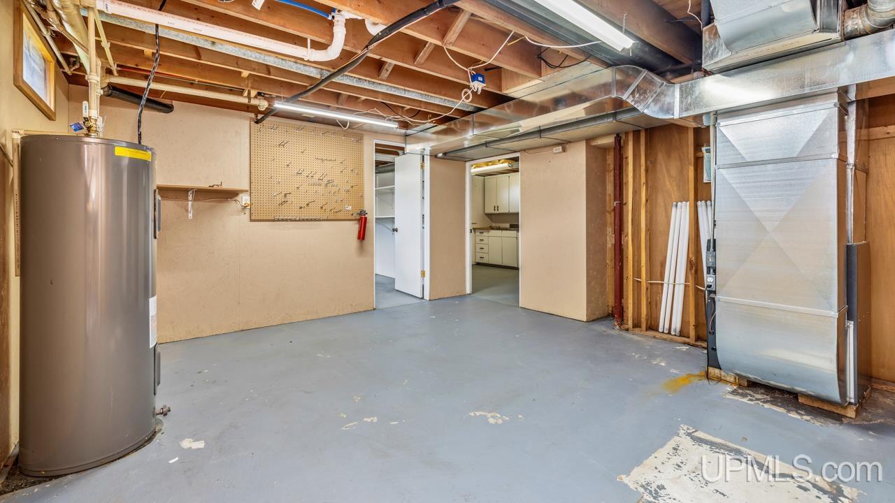 5940 27.5 Road Gladstone, MI 49837 - Photo 29 of 37 Gallery Image 29