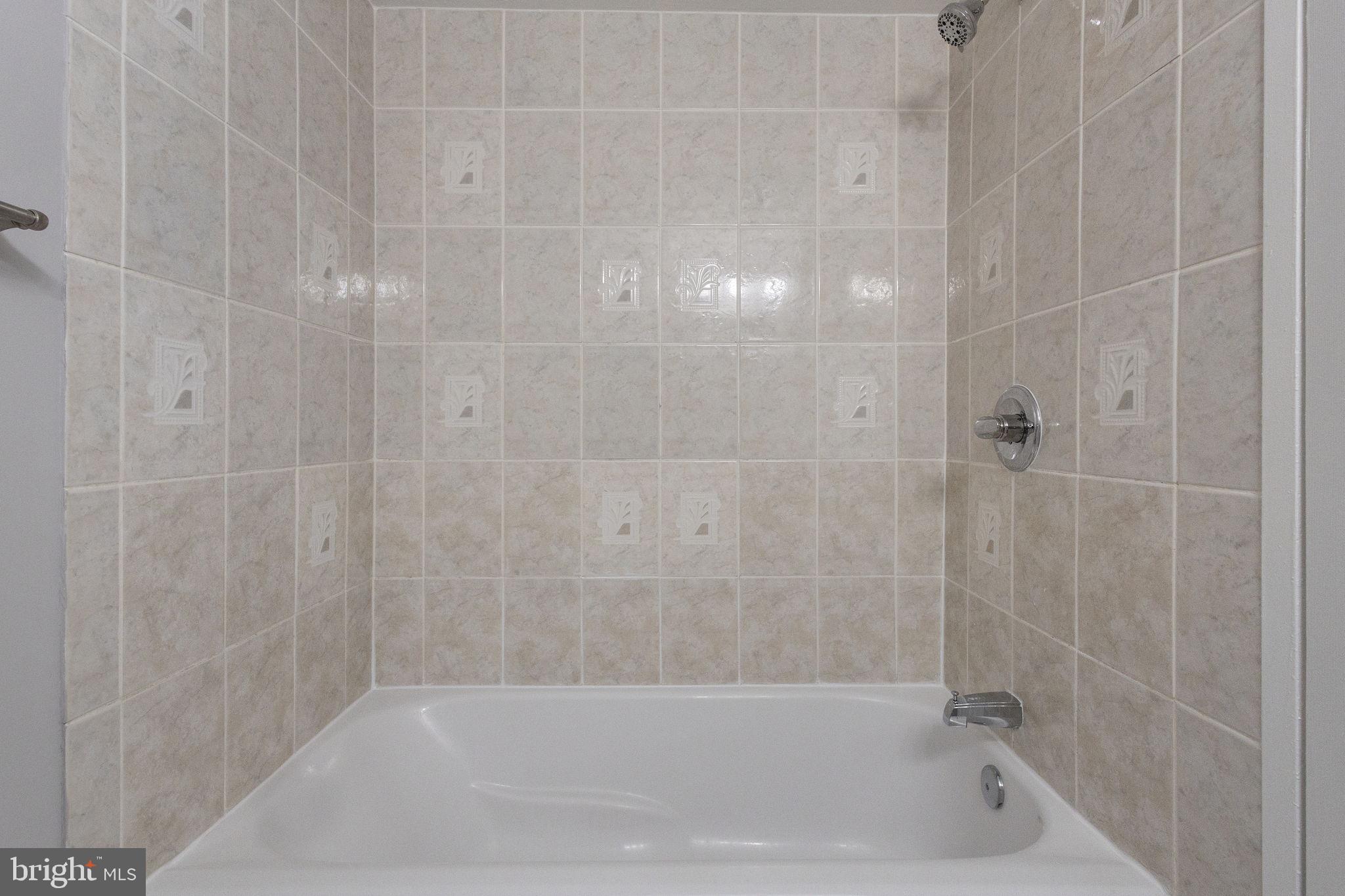 11654 Stoneview Square, Unit 94/1B Reston, VA 20191 - Photo 28 of 46