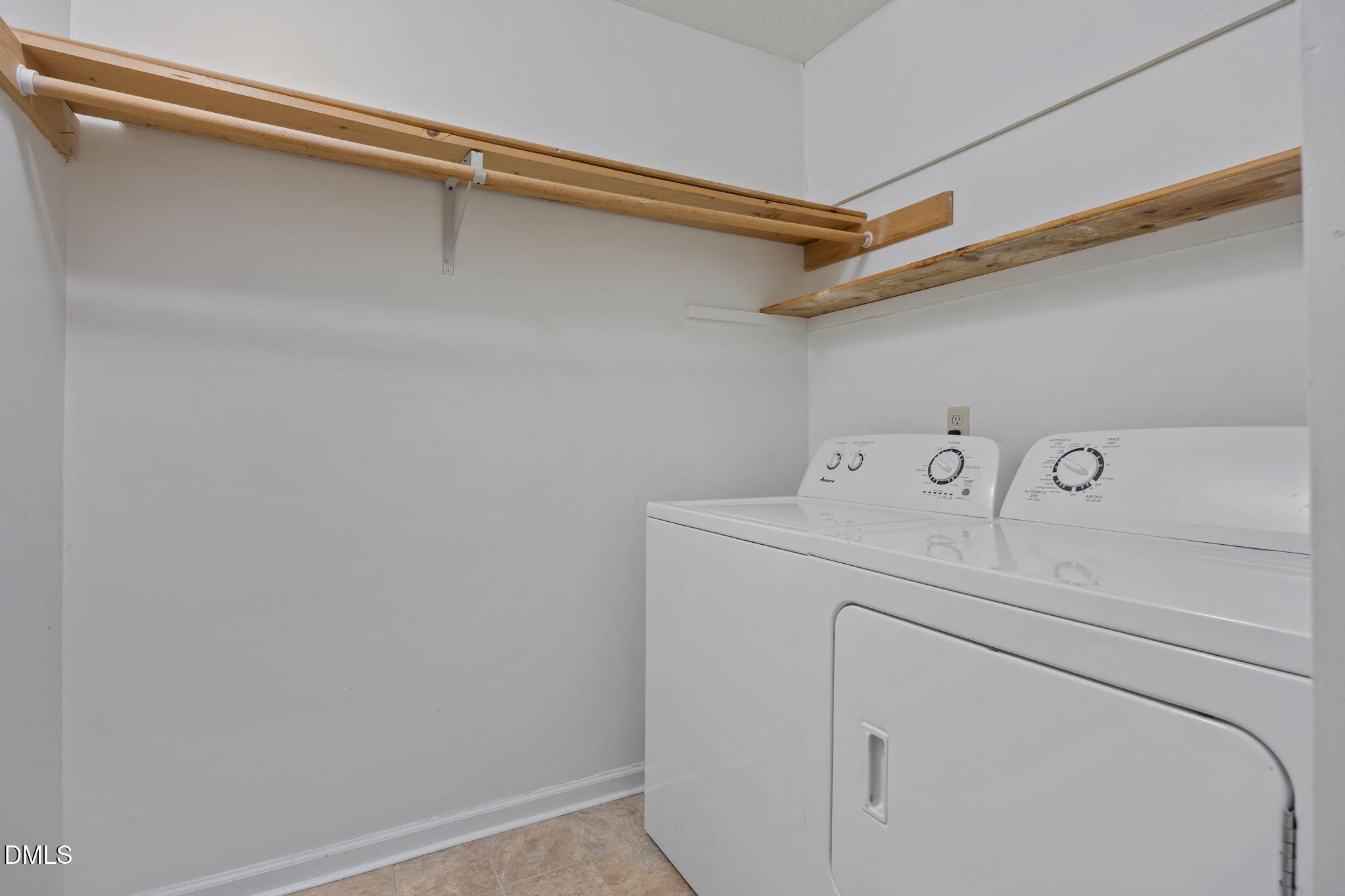 1320 Dylan Heath Court Raleigh, NC 27608 - Photo 32 of 47 36-web-or-mls-IMG_5919
