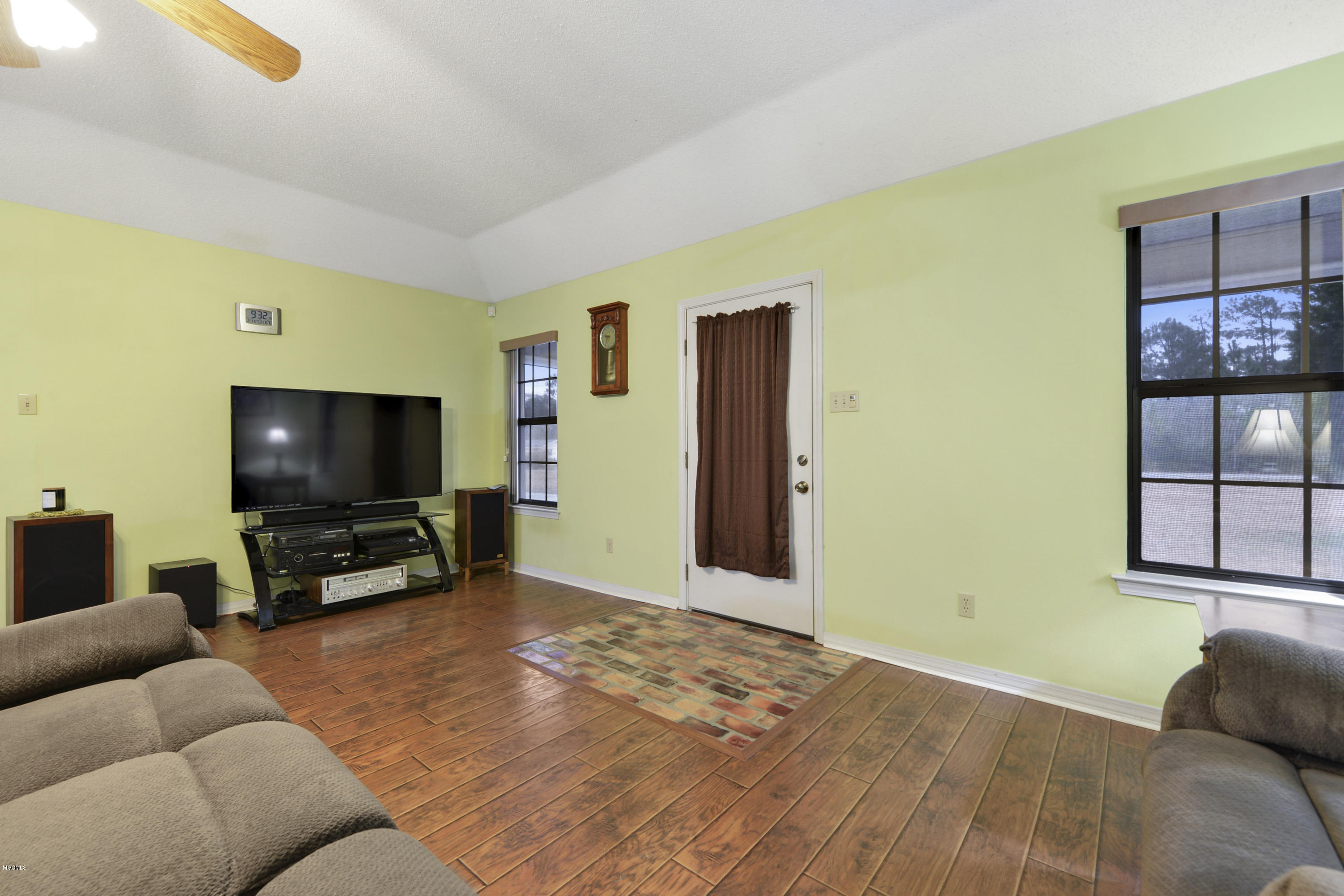 18469 Shaw Road Saucier, MS 39574 - Photo 8 of 38 008