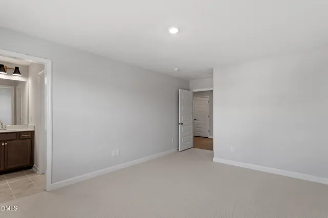 $699,000 | 3015 Dog Rose Drive, Unit 170, Durham, NC 27703