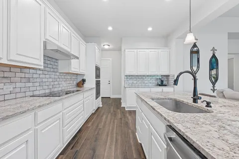 $749,000 | 159 Raptor Beak Way, Cedar Creek, TX 78612