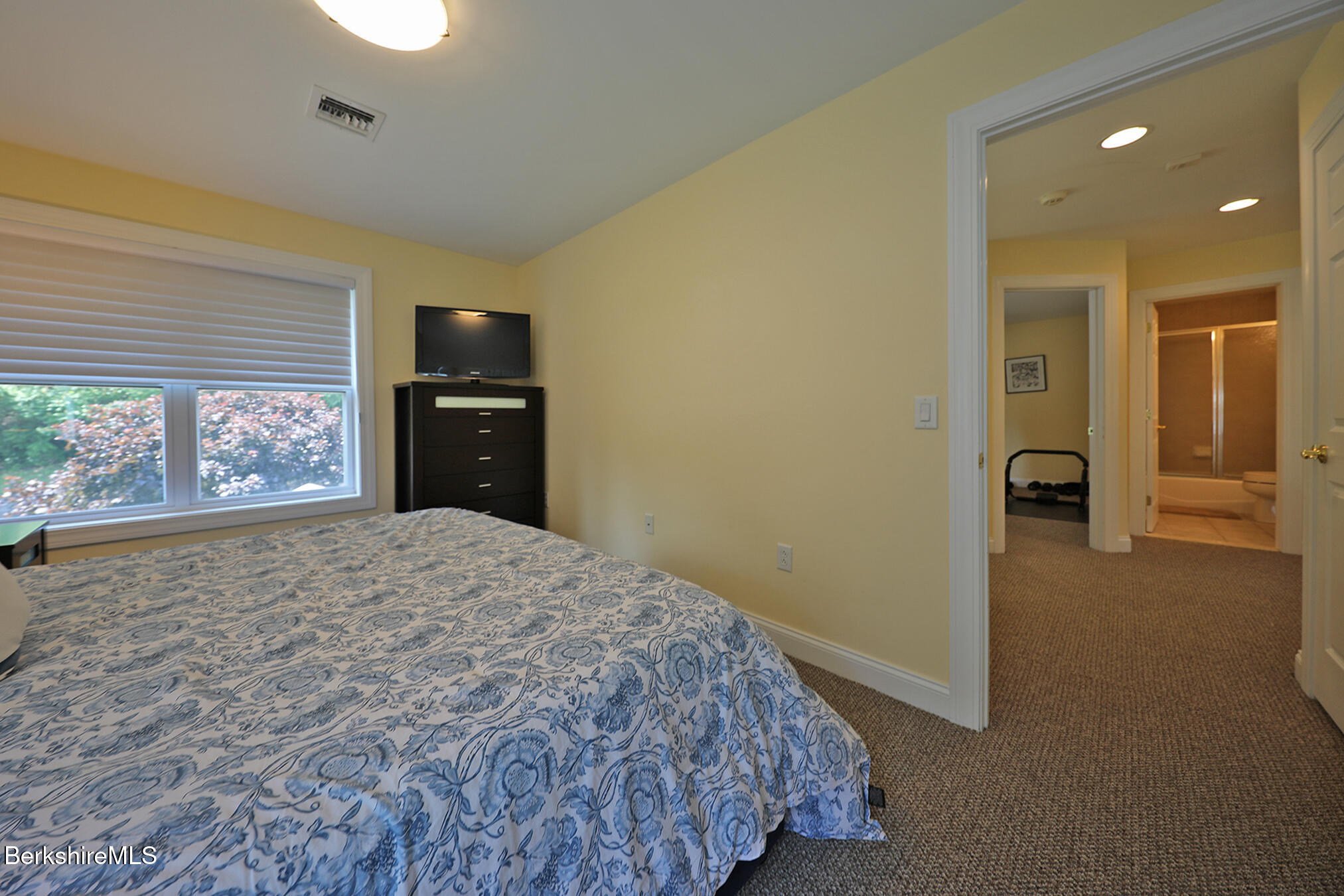101 Alpine Trail Pittsfield, MA 01201 - Photo 31 of 43 GUEST BEDROOM ONE
