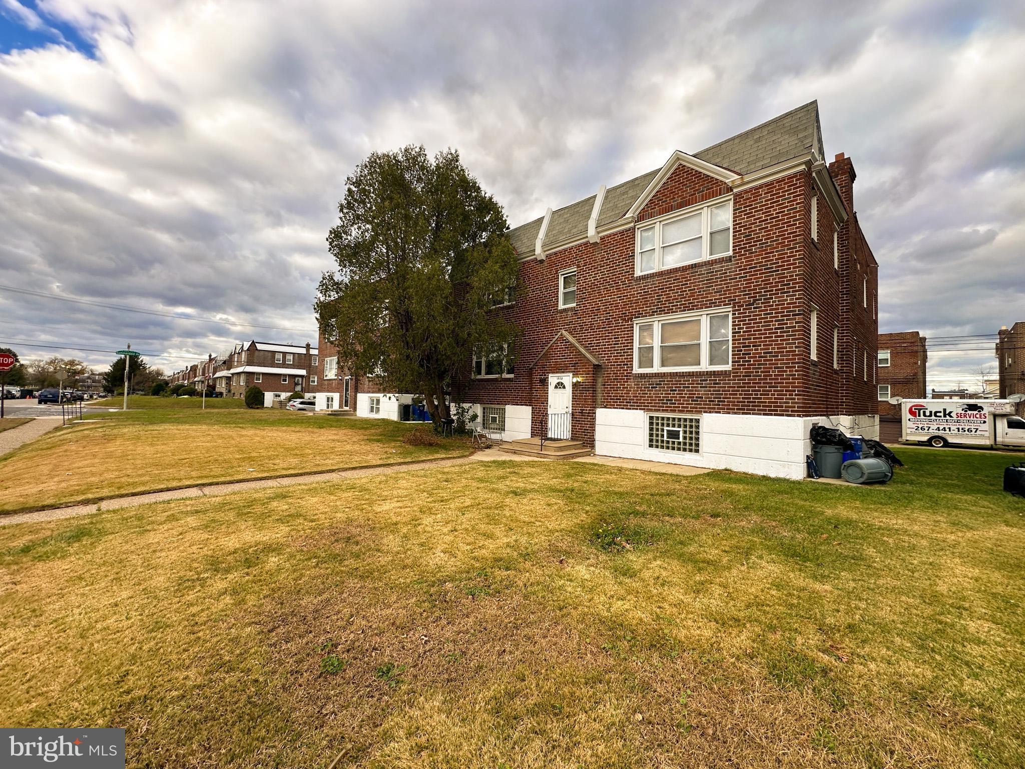 1205-7 Princeton Avenue, Unit C Philadelphia, PA 19111 - Photo 14 of 15 a view of pool with ocean view