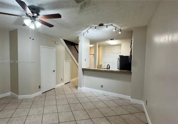 $2,700 | 443 South W 122nd Terrace, Unit 443, Pembroke Pines, FL 33025