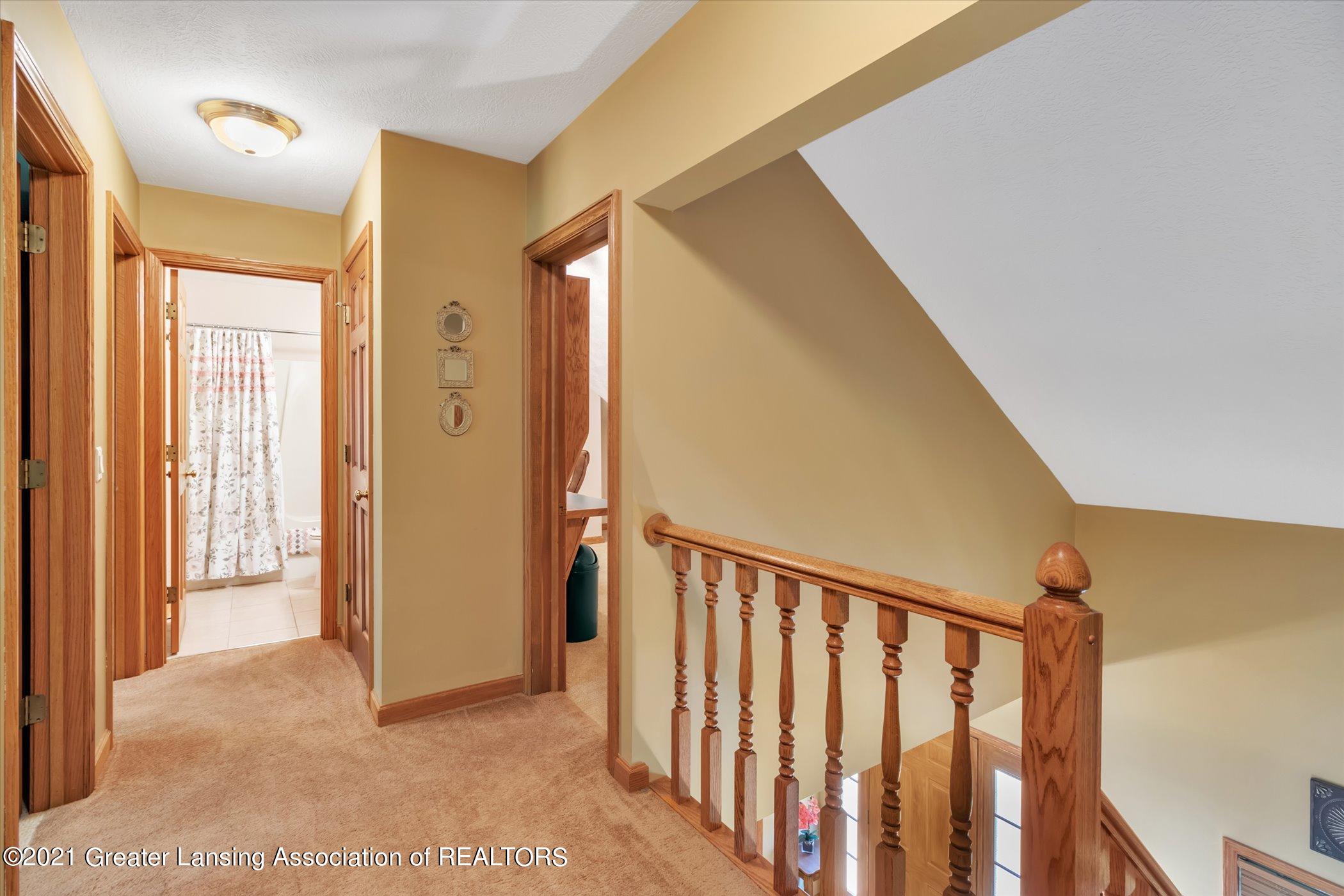 1515 Riley Ridge Drive Lansing, MI 48917 - Photo 20 of 38 20-1515-Riley-Ridge-Dr-WindowStill-Real-