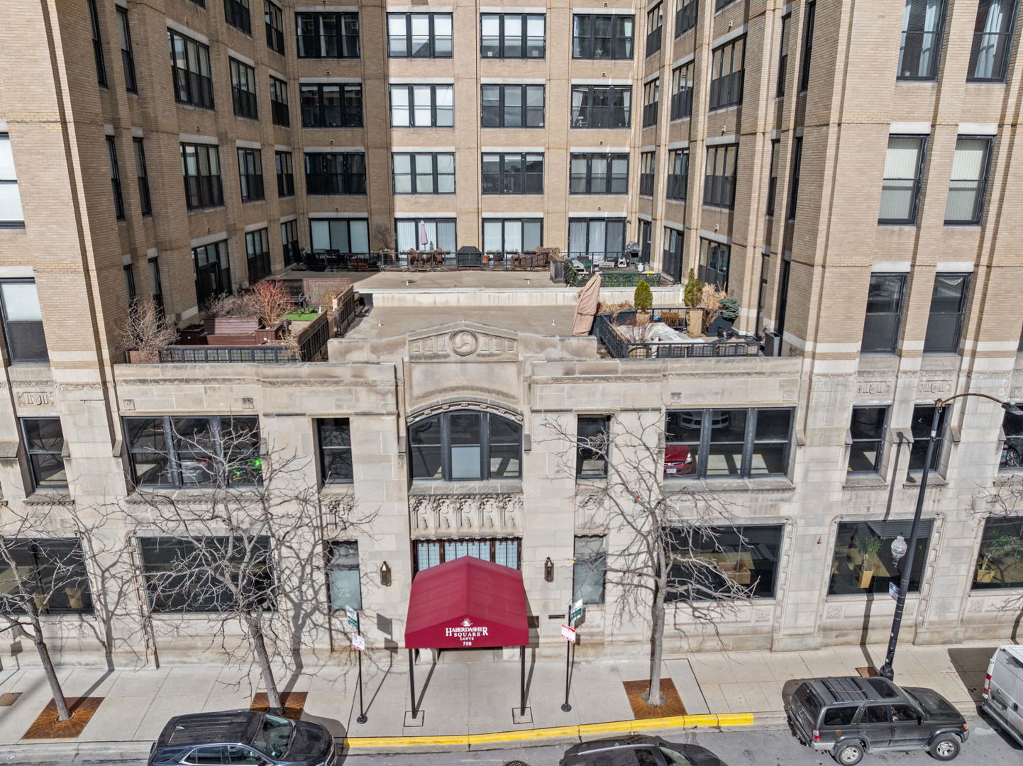728 West Jackson Boulevard, Unit 701 Chicago, IL 60661 - Photo 1 of 35