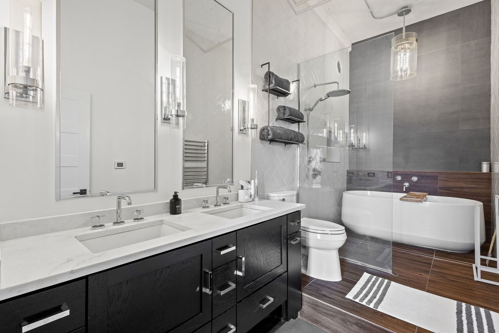 728 West Jackson Boulevard, Unit 701 Chicago, IL 60661 - Photo 19 of 35