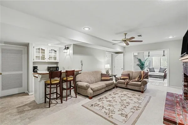 $535,000 | 7865 West 118th Terrace, Overland Park, KS 66210