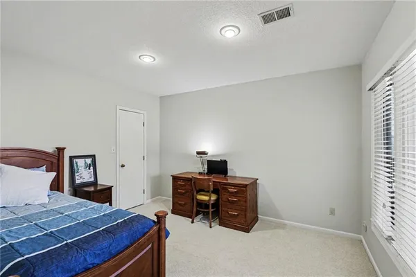 $535,000 | 7865 West 118th Terrace, Overland Park, KS 66210