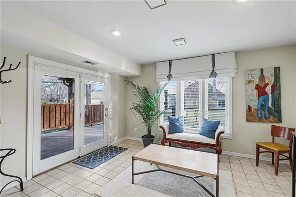 $535,000 | 7865 West 118th Terrace, Overland Park, KS 66210