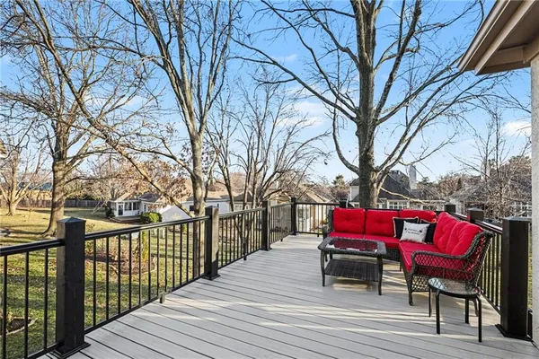 $535,000 | 7865 West 118th Terrace, Overland Park, KS 66210