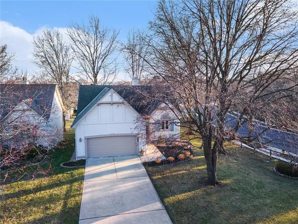 $535,000 | 7865 West 118th Terrace, Overland Park, KS 66210