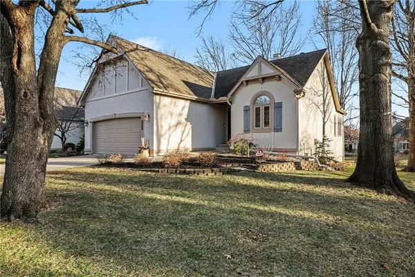 $535,000 | 7865 West 118th Terrace, Overland Park, KS 66210
