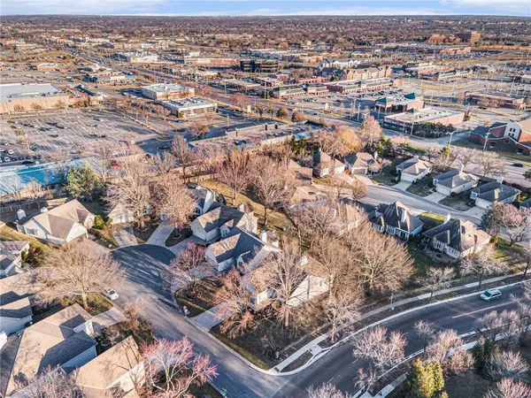 $535,000 | 7865 West 118th Terrace, Overland Park, KS 66210