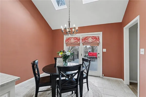 $535,000 | 7865 West 118th Terrace, Overland Park, KS 66210