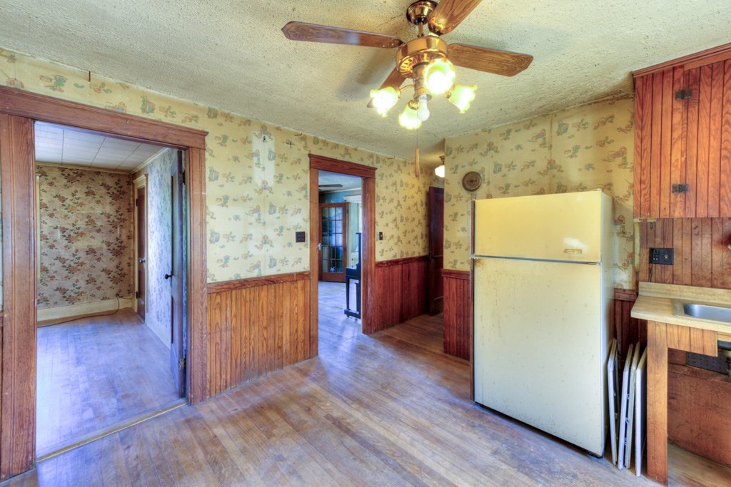 17 Hunnewell Road Worcester, MA 01606 - Photo 17 of 28