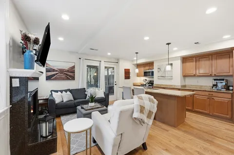 $674,900 | 840 East 4th Street, Unit 1, Boston, MA 02127