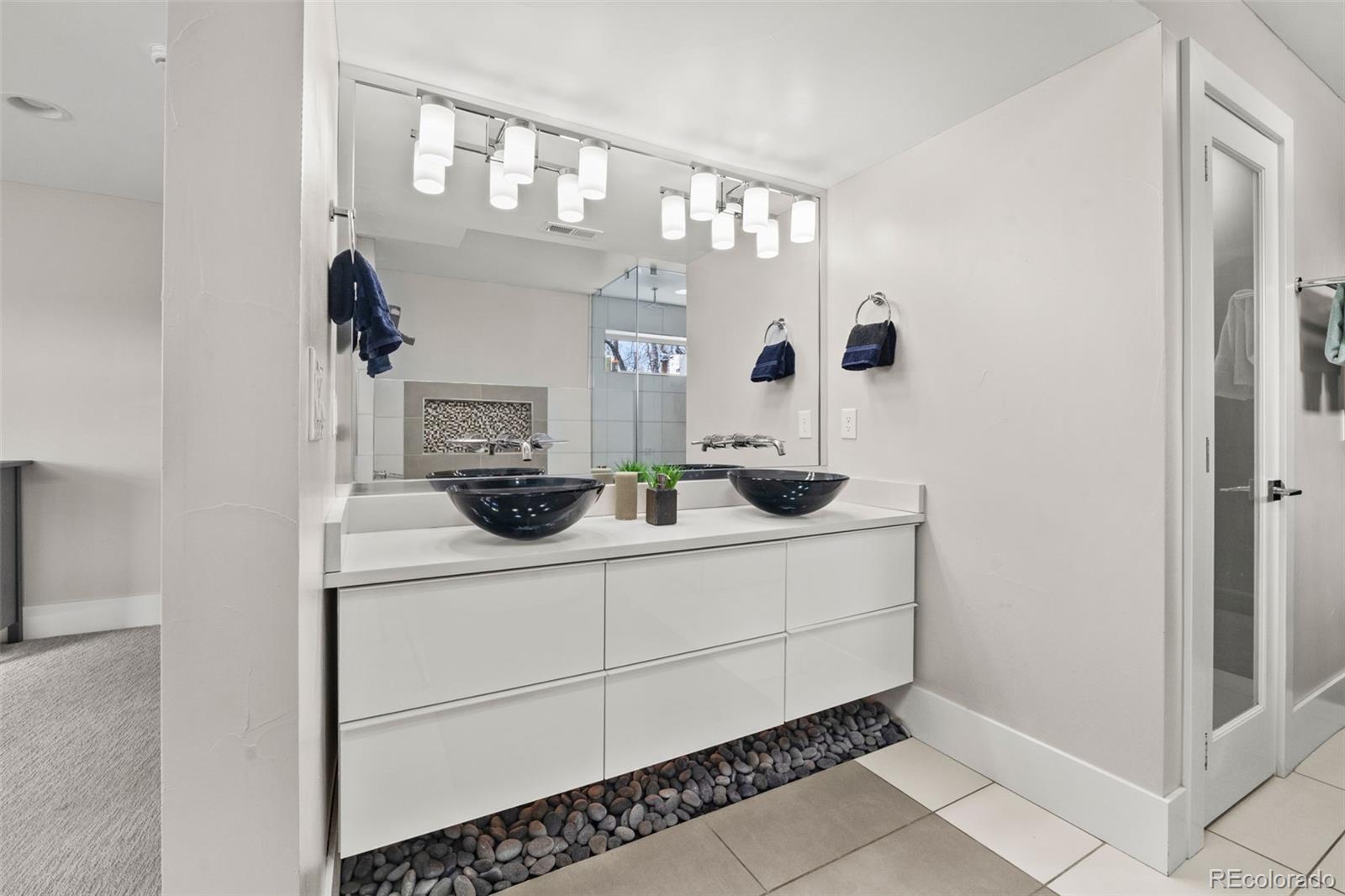 4477 Vrain Street Denver, CO 80212 - Photo 20 of 50