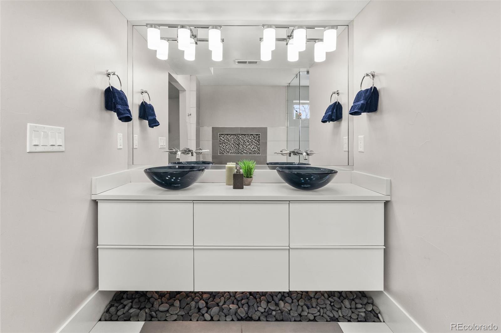 4477 Vrain Street Denver, CO 80212 - Photo 21 of 50
