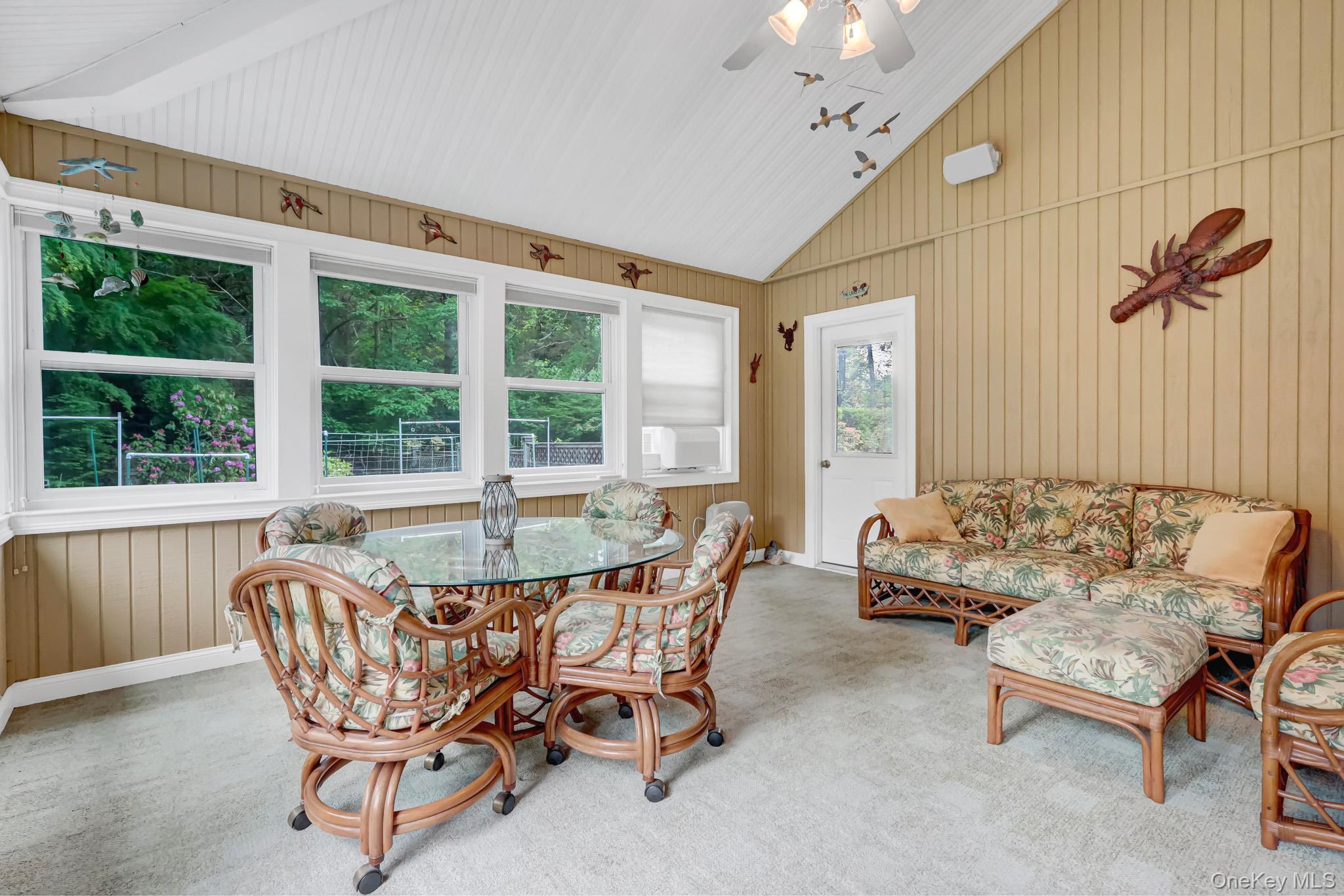 71 Dyke Road Setauket, NY 11733 - Photo 29 of 47