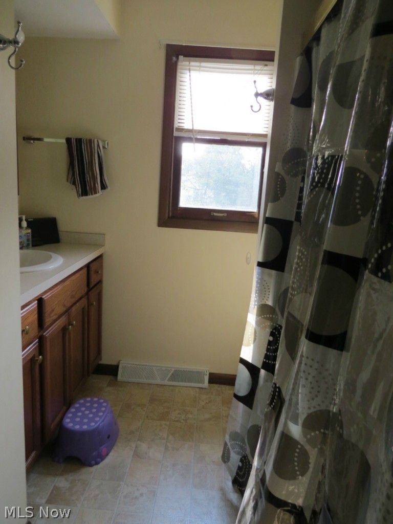 560 Trease Road, Unit 562 Wadsworth, OH 44281 - Photo 8 of 14
