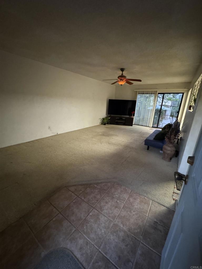 8515 Gardena Road Lakeside, CA 92040 - Photo 13 of 27 Living Room