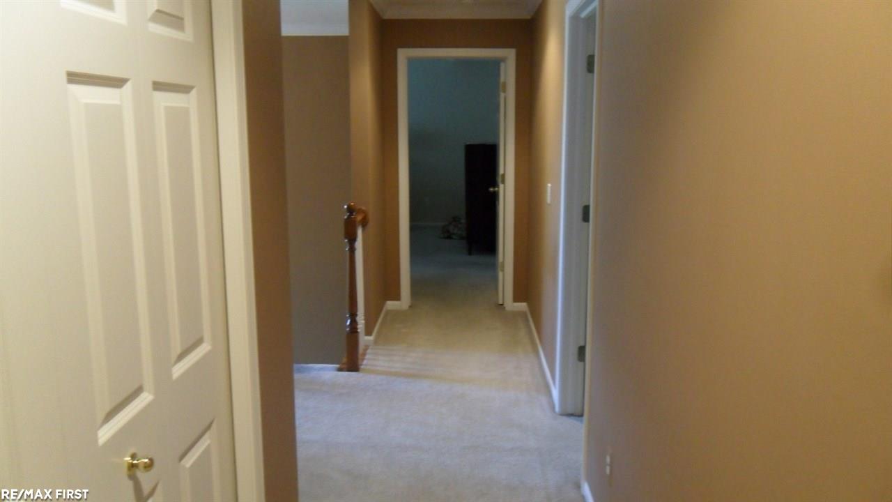 2531 Empire Court Rochester, MI 48309 - Photo 33 of 39 31306214-35.JPG